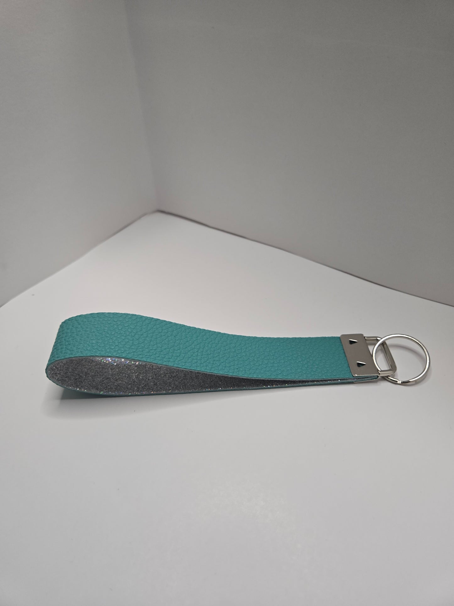 Simply Bold Collection