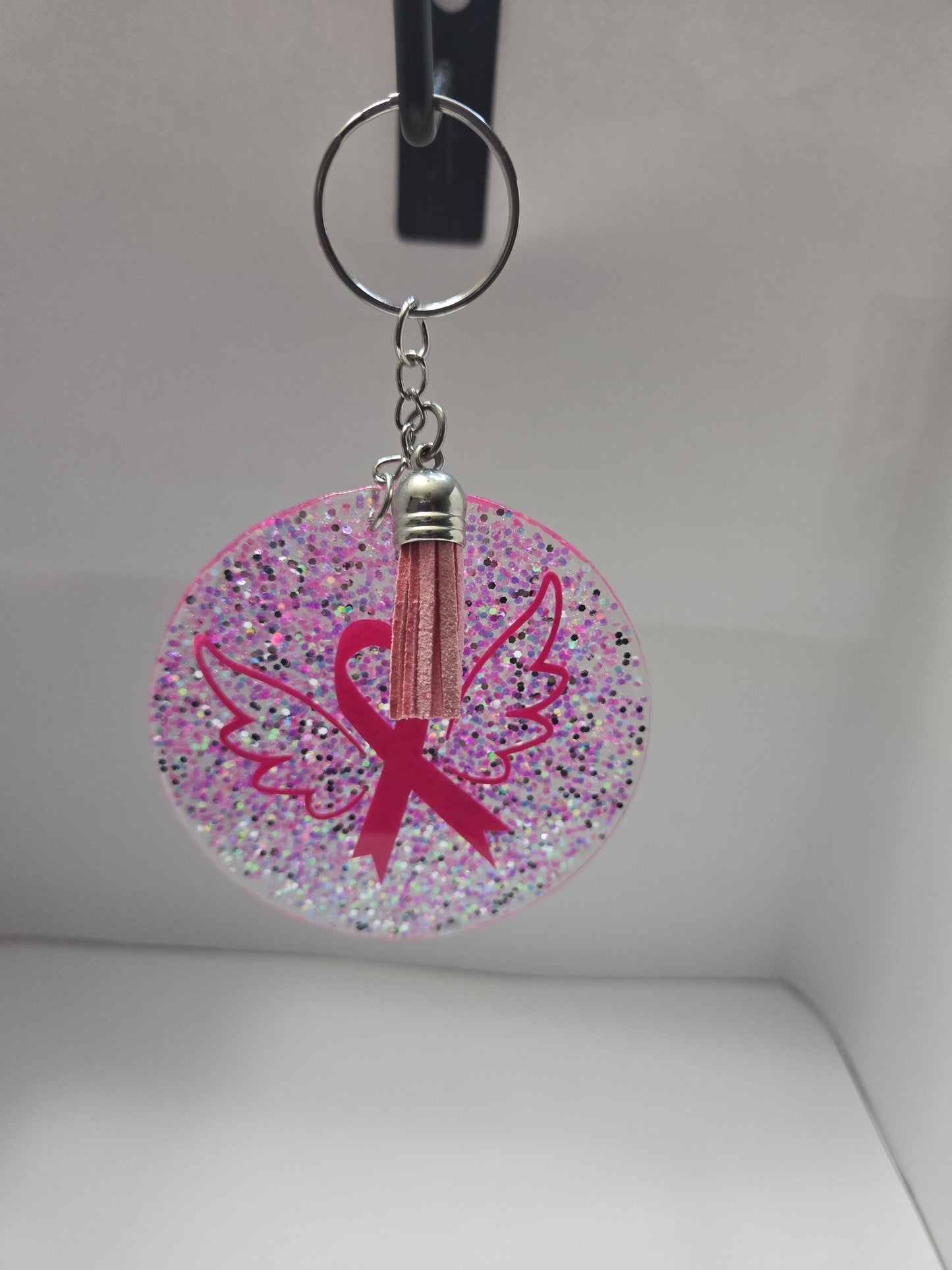 Breast Cancer Awareness Round Glitter Keychain – Pink Ribbon